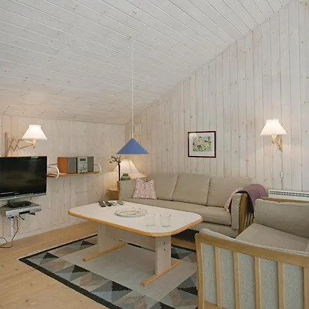 Hejrevej Nexo V Feriehus Spidsegård